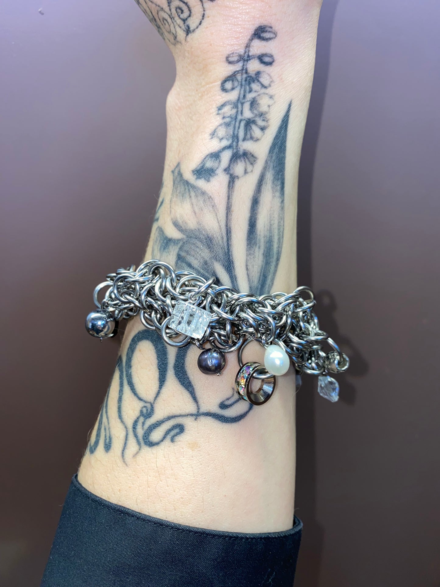 QE Wrist Chain