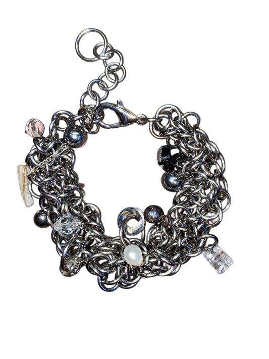 QE Wrist Chain